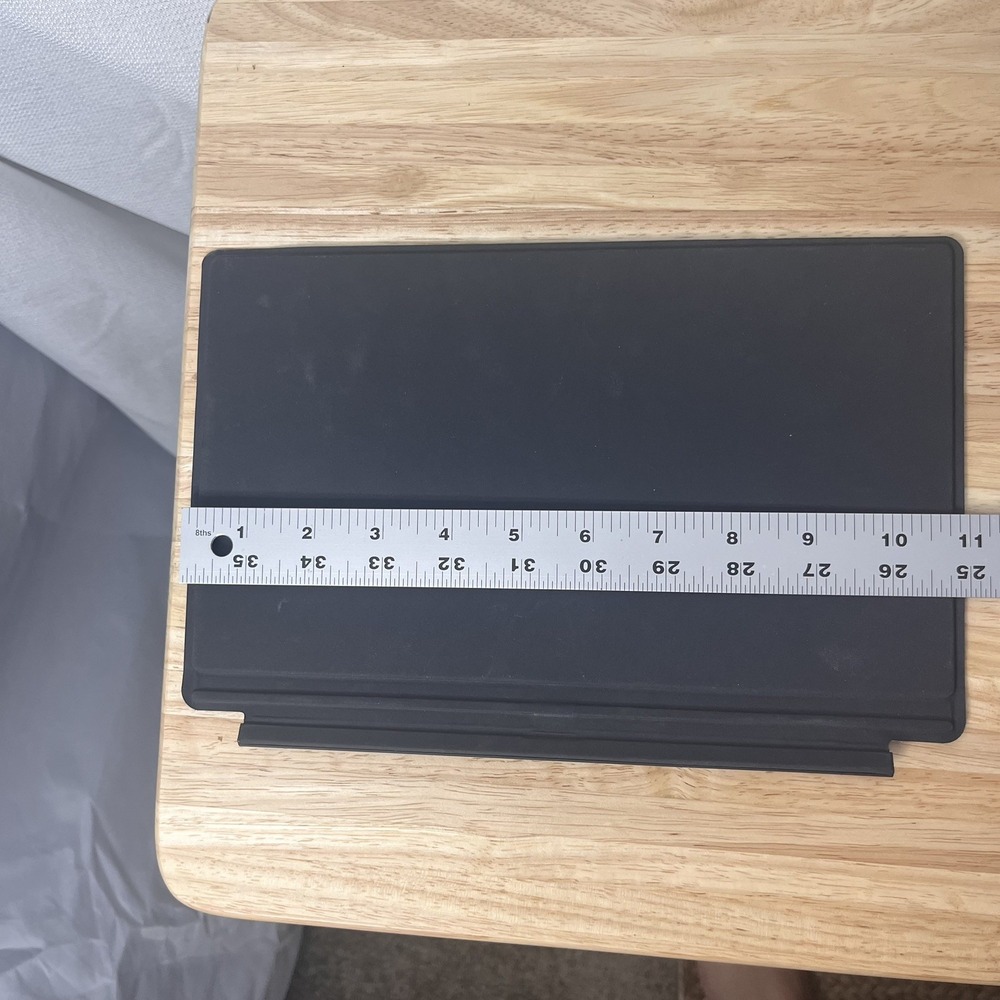 Slim Magnetic Tablet Keyboard In Noir Black Ultra Slim Tech - MS Surface - Picture 4 of 4